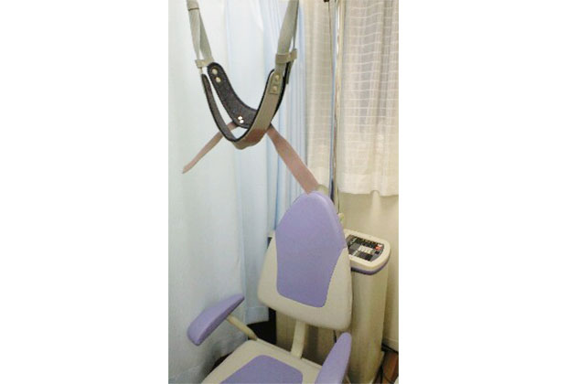 頚椎の牽引治療器